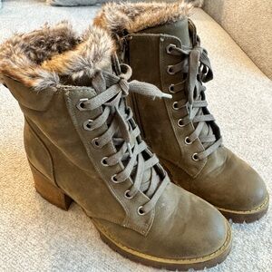 Steve Madden Olive Lace-Up Boots with Fur Trim